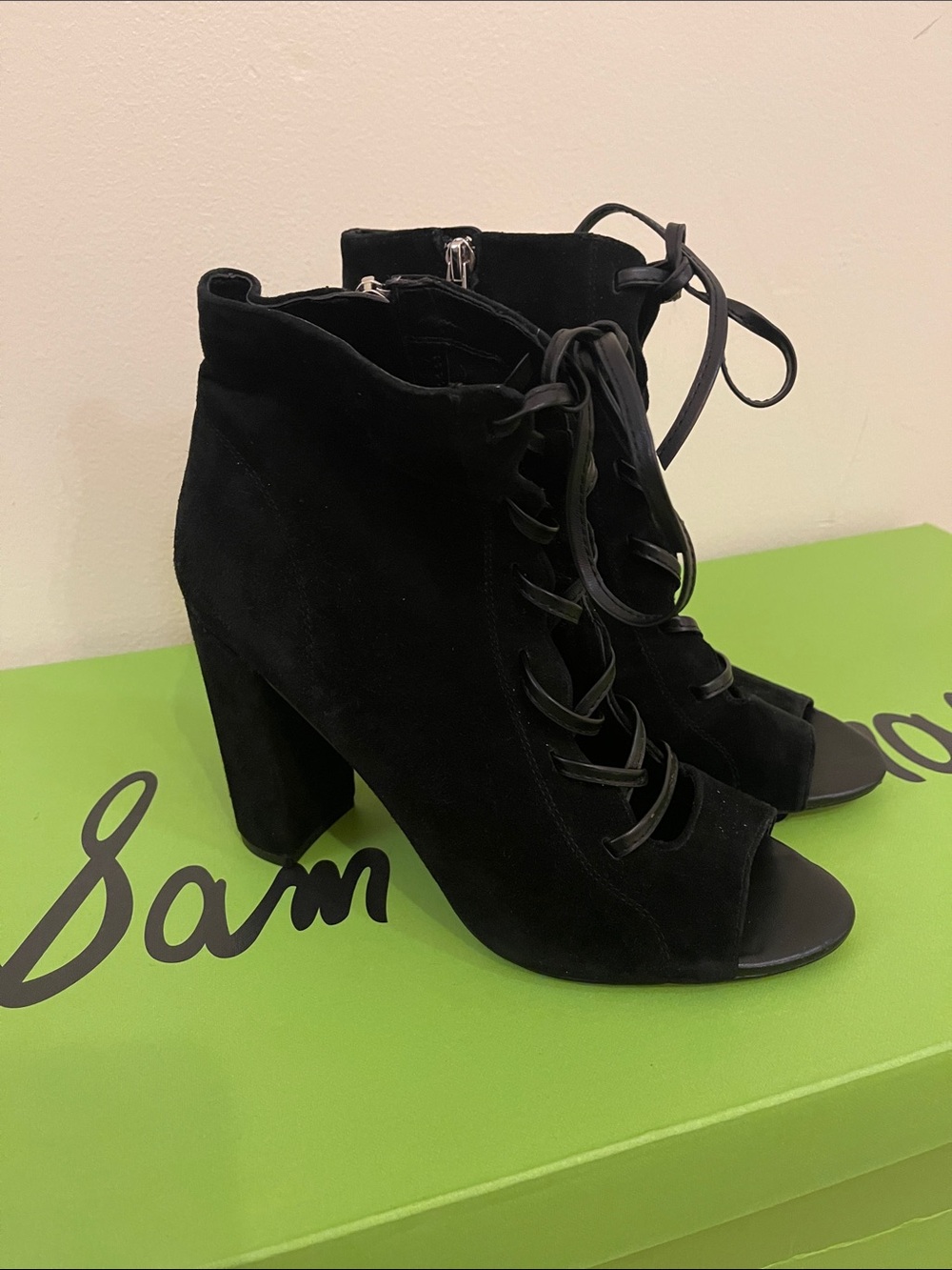 Sam Edelman Black Suede Lace-Up Peep Toe Block Heel Boots S 9 1/2 NEW